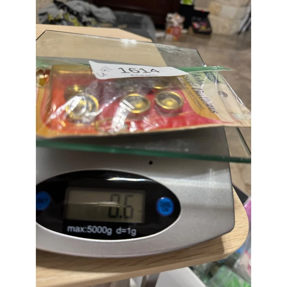 Prims Halo Insert Buttons Size 30 3/4